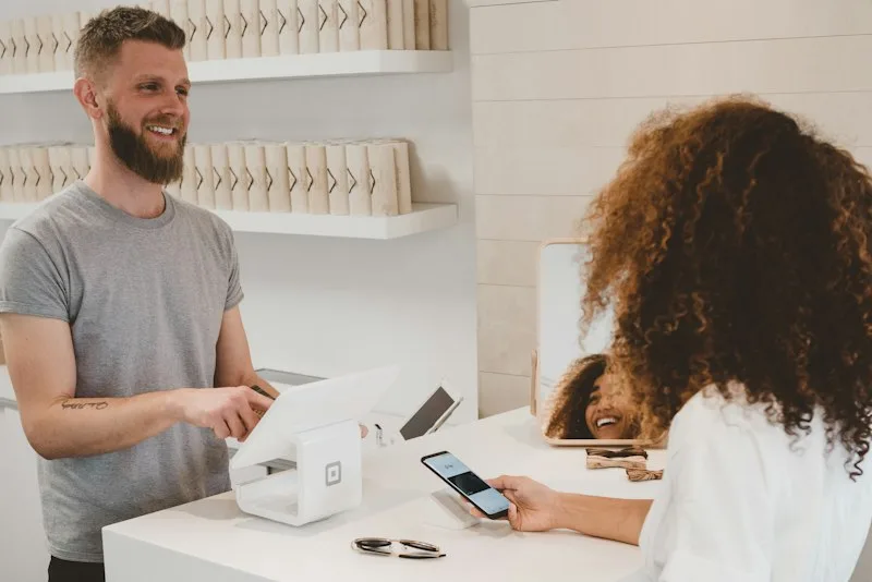 E-Commerce Tech